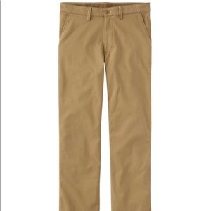 EDDIE BAUER CLASSIC FIT CHINO. 40/30. NWT.